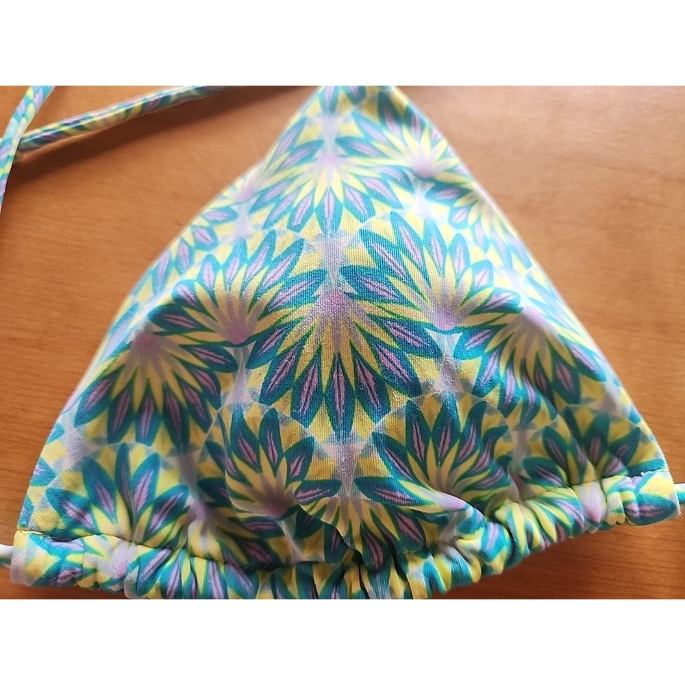 Victoria's Secret Swim Floral Pattern Triangle Bikini Top Size Large - Picture 2 of 5